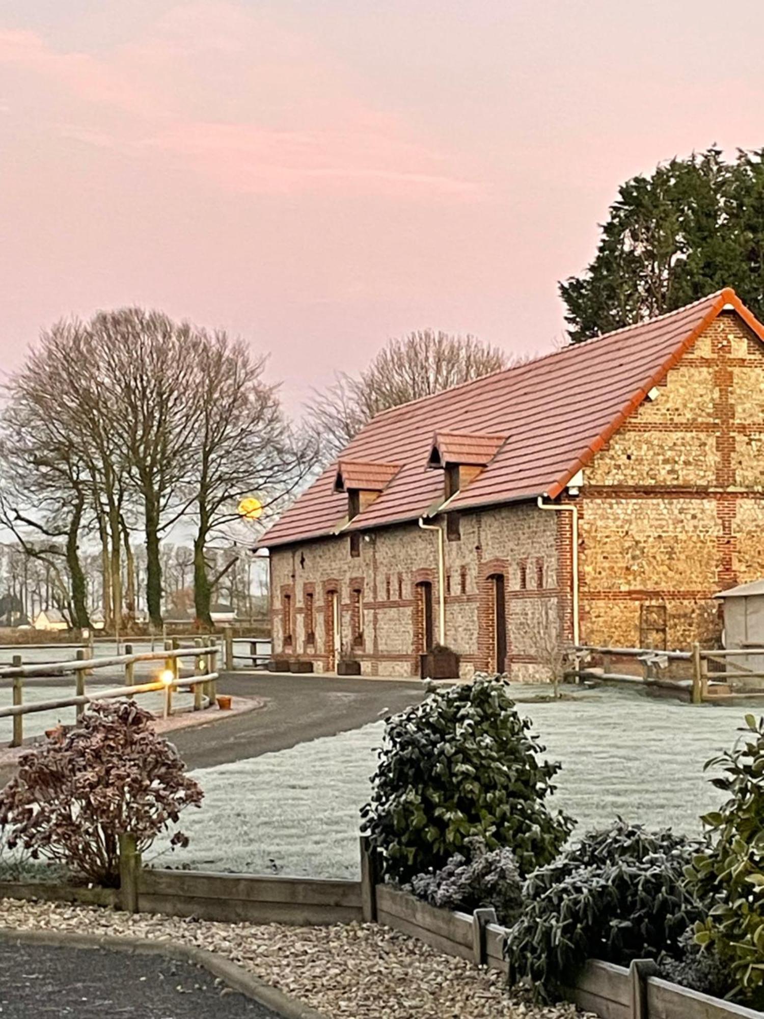 La Grange Aux Hortensias Thiergeville Buitenkant foto